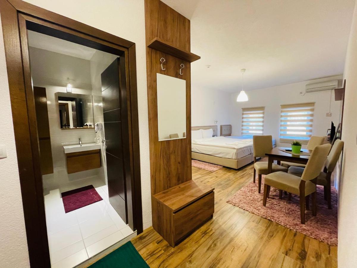 Fuk-Tak Apartmani&Restoran Dojran Luaran gambar