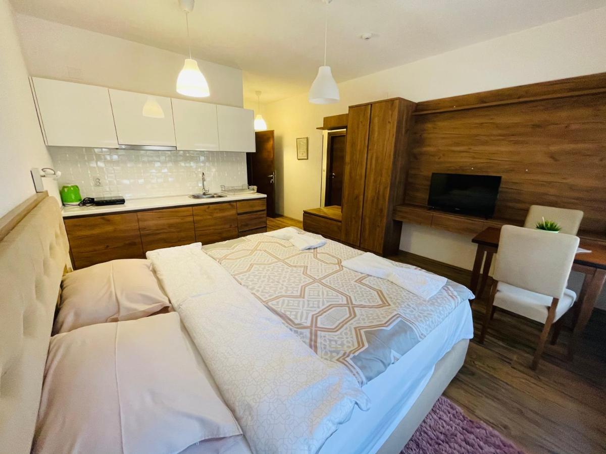 Fuk-Tak Apartmani&Restoran Dojran Luaran gambar