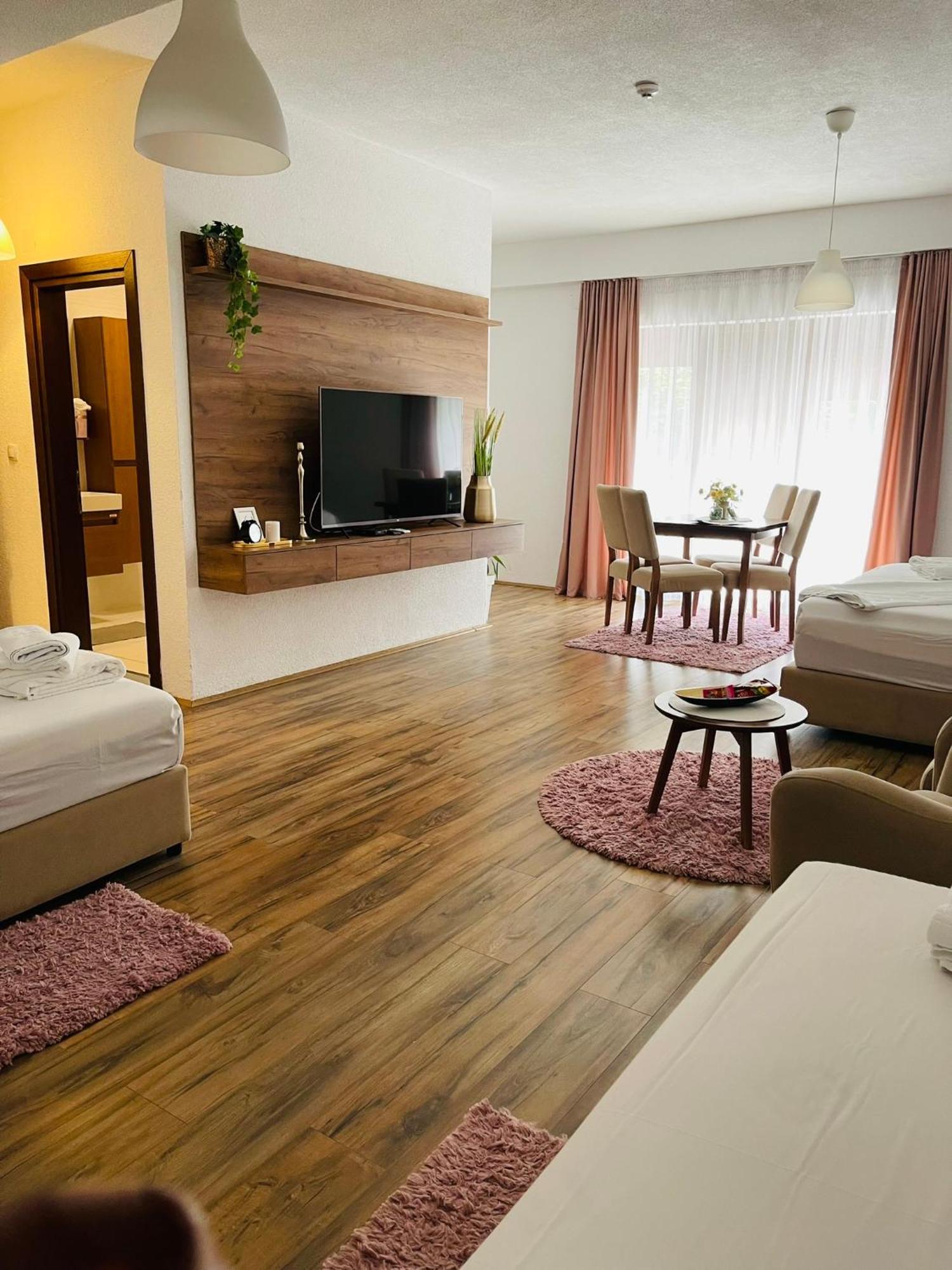 Fuk-Tak Apartmani&Restoran Dojran Luaran gambar